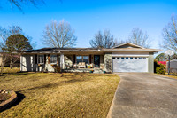 303 Oak Cir, Hueytown