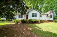 32 Ventura Dr, Woodstock
