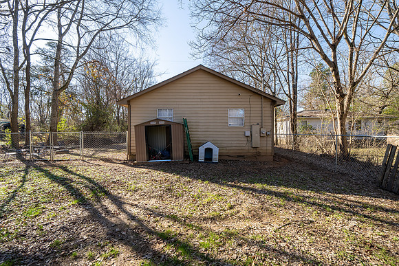 8216 Franklin Ave NE Leeds 20