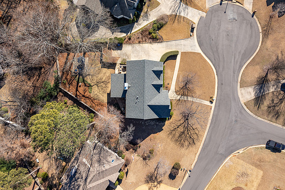 709 Oakline Cir Hoover 05