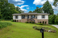 1101 Crest Rd, Leeds